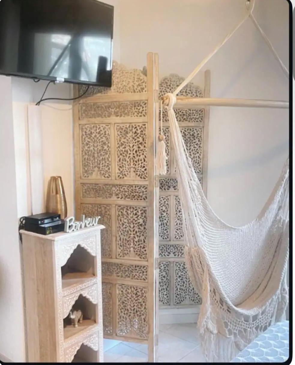 L Oasis Studio Proche Hopital Et Aeroport Piscine Parking &Netflix Toulouse Dış mekan fotoğraf
